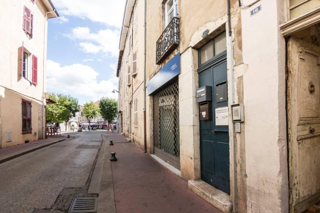 L'Escale - Topdestination-Bourg - Centre Ville - Classe 3 Etoiles Ngoại thất bức ảnh